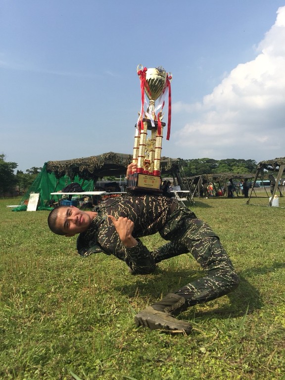 海軍陸戰隊-國防部國軍107年精神戰力專案教育一漆衝鋒漆彈競賽-陸軍專科學校