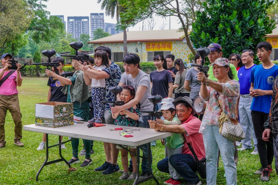 活力四射漆彈固定靶-高雄海科大校友漆彈聯誼賽