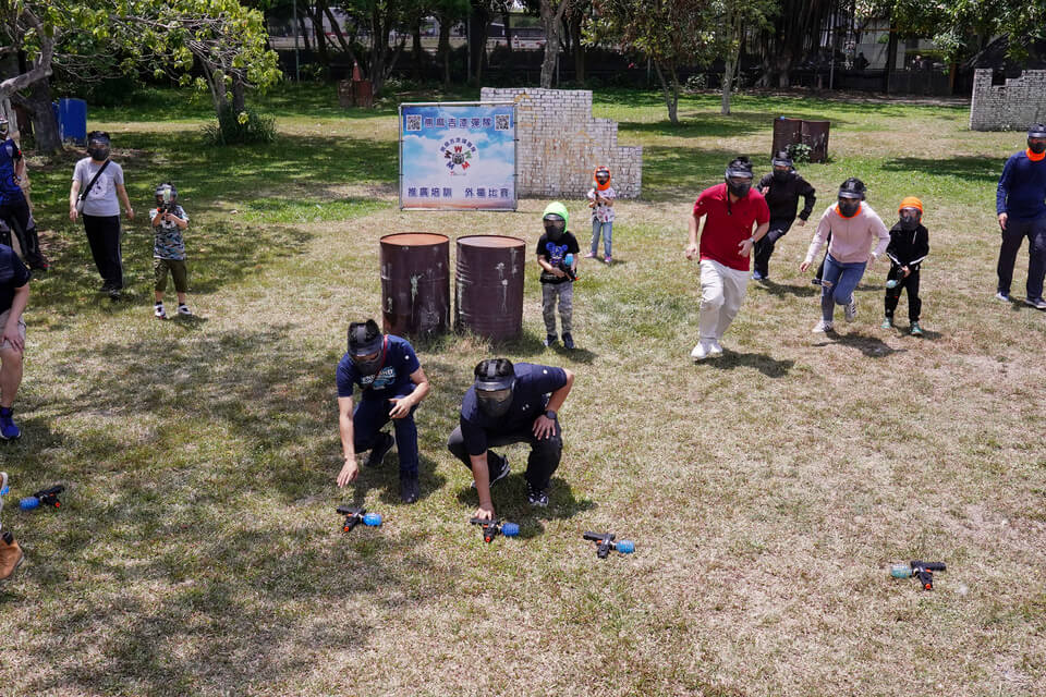 高雄唯一最安全專業溫馨水彈槍-熊麻吉親子水彈活動團隊