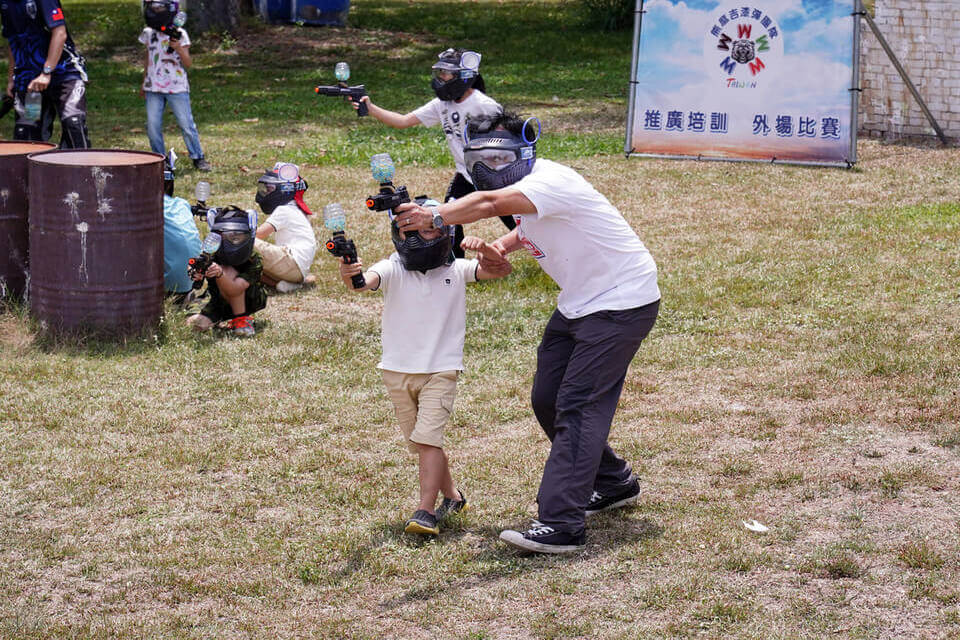 親子互動水彈槍對戰-熊麻吉親子水彈活動團隊