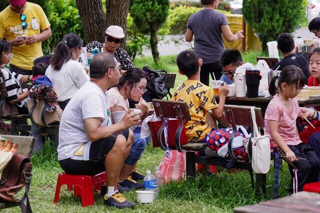 高雄只有在精隼漆彈場才能開心於樹蔭下享受午餐-熊麻吉水彈槍親子活動團隊（水彈 水槍 水晶彈 水彈槍 親子活動）