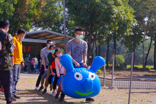 南區漆彈場唯一提供趣味競賽：熊麻吉活動團隊為全台最優質戶外水彈運動選擇（親子水彈，團康活動，趣味競賽，漆彈對戰）