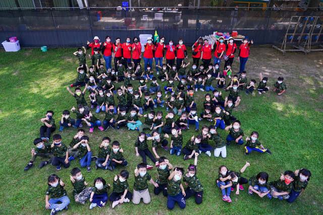 全體師生大合照-（熊麻吉活動團隊）台南傑尼爾富農幼兒園水彈戶外教學成長營