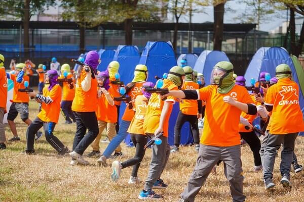 一次可百人同時水彈對戰場地與實力：想要舉辦最多元、最安全、最溫馨、最專業、最歡樂之戶外教學，我們將是您最安心的選擇