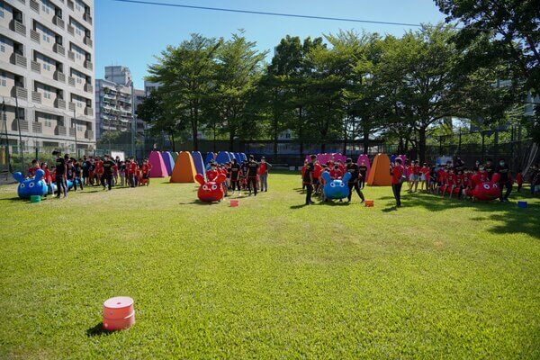 超夯毛毛蟲趣味競賽：台南應用科技大學漆彈場（高雄台南最安全專業多元溫馨歡樂水彈場地）：安親班、補習班多元水彈冬令營夏令營活動